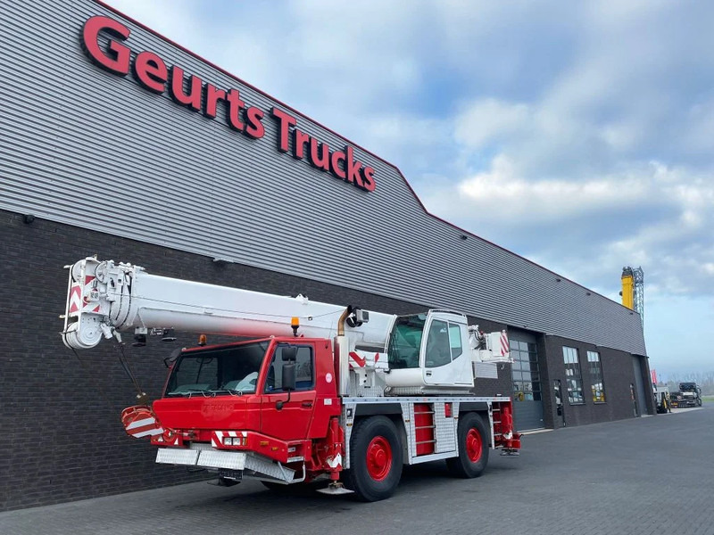 Tadano ATF 40G-2 KRAAN/KRAN/CRANE/GRUA - All terrain crane: picture 2 Tadano ATF 40G-2 KRAAN/KRAN/CRANE/GRUA - All terrain crane: picture 2