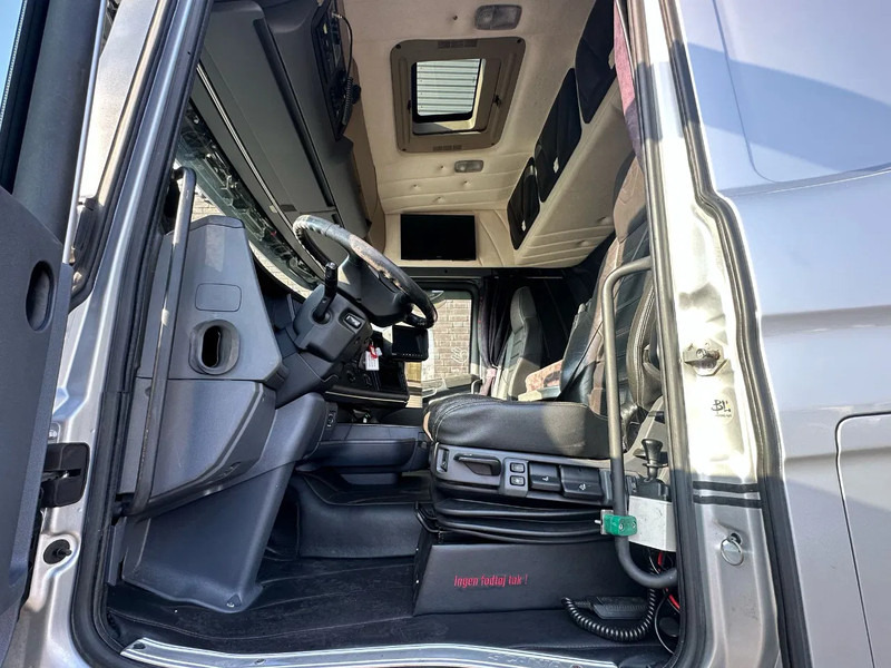 Tractor unit Scania R580 V8 6X4 TREKKER/TRACTOR/SZM MET EFFER 315/6S + JIB4S KRAAN/KRAN/CRANE/GRUA: picture 16