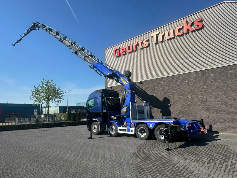 Volvo FH 540 8X4 TREKKER / BAKWAGEN MET PALFINGER PK135.002 TEC7 + JIB PJ190 KRAAN / KRAN / CRANE / GRUA - Tractor unit: picture 4 Volvo FH 540 8X4 TREKKER / BAKWAGEN MET PALFINGER PK135.002 TEC7 + JIB PJ190 KRAAN / KRAN / CRANE / GRUA - Tractor unit: picture 4