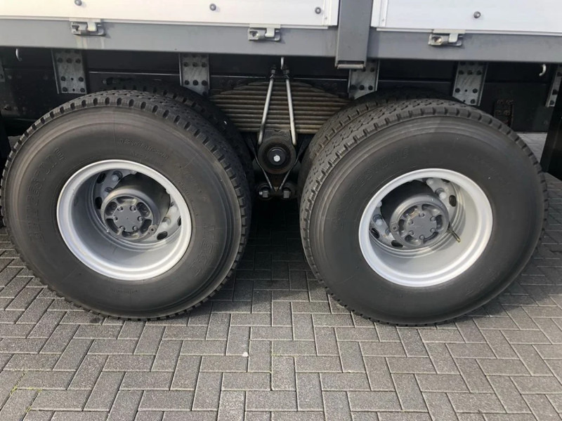 Volvo FM 370 6X4 CARGO TRUCK RHD UNUSED - Dropside/ Flatbed truck: picture 4 Volvo FM 370 6X4 CARGO TRUCK RHD UNUSED - Dropside/ Flatbed truck: picture 4