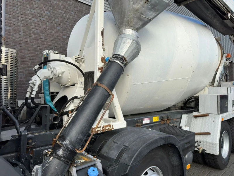 Concrete mixer truck Volvo FM 410 8X4 + STETTER 9 M3 MIXER/MISCHER + THEAM 15 M TRANSPORTBAND/BELT: picture 10