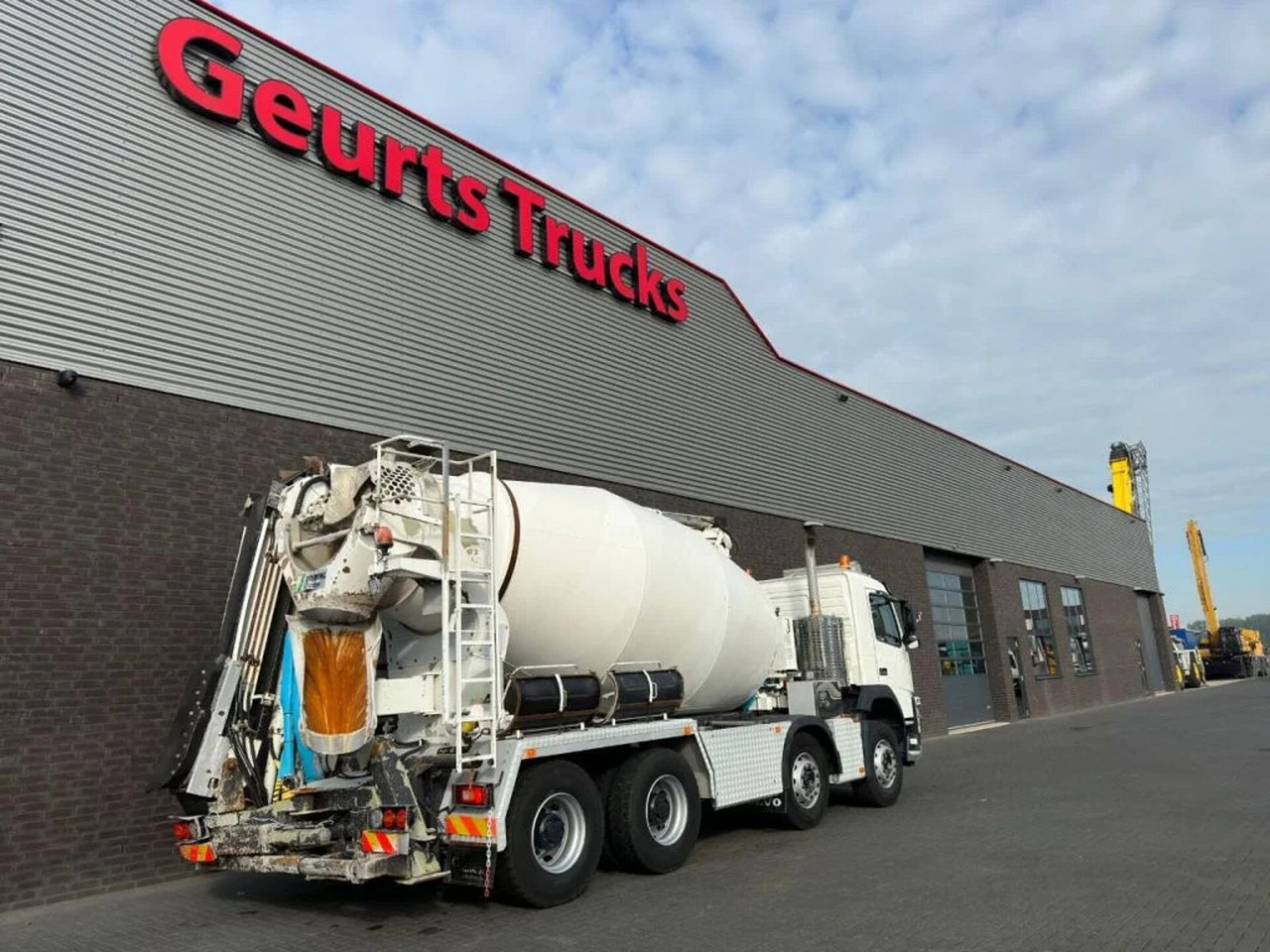 Volvo FM 410 8X4 + STETTER 9 M3 MIXER/MISCHER + THEAM - Concrete mixer truck: picture 5 Volvo FM 410 8X4 + STETTER 9 M3 MIXER/MISCHER + THEAM - Concrete mixer truck: picture 5
