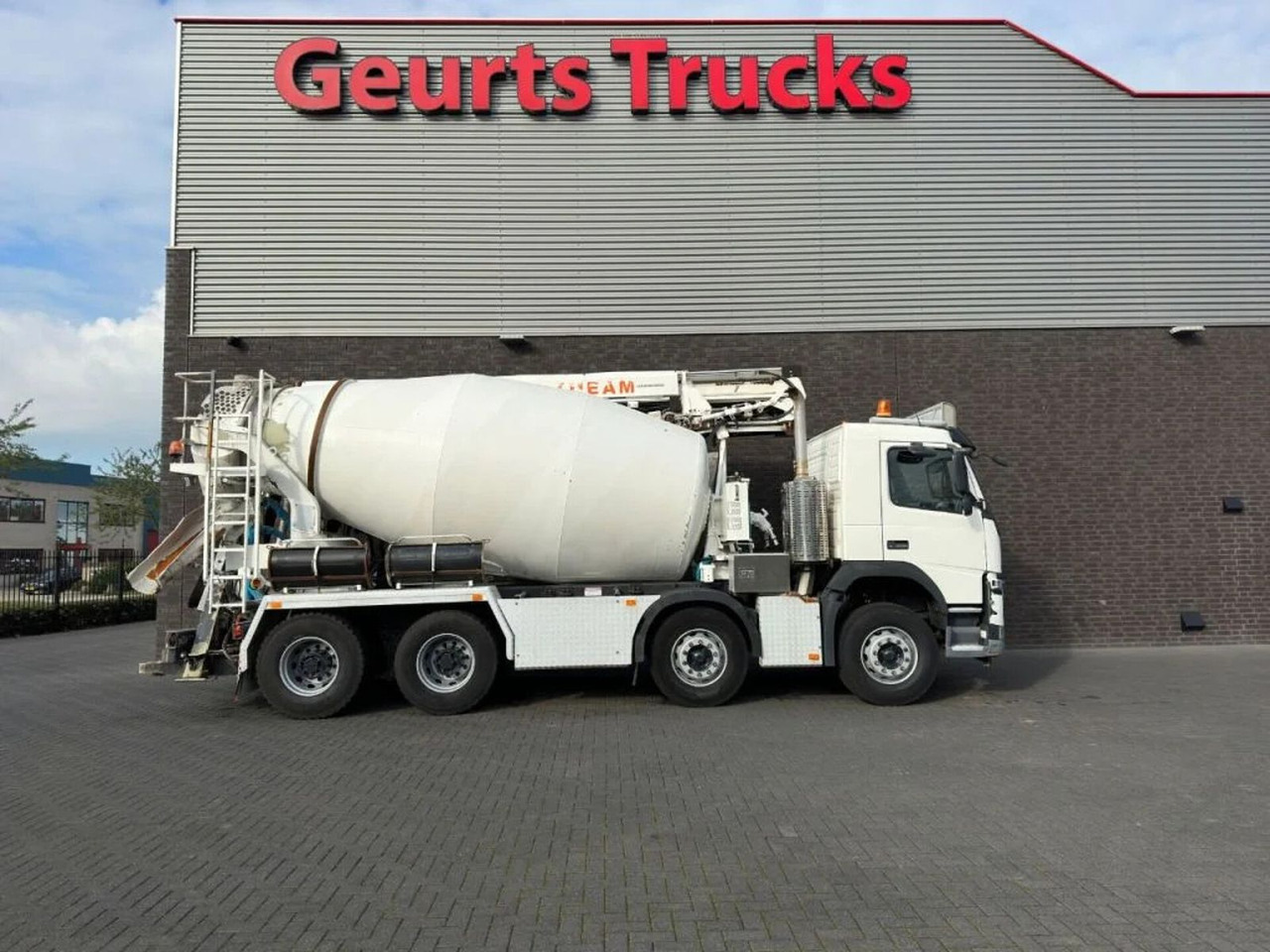 Volvo FM 410 8X4 + STETTER 9 M3 MIXER/MISCHER + THEAM - Concrete mixer truck: picture 4 Volvo FM 410 8X4 + STETTER 9 M3 MIXER/MISCHER + THEAM - Concrete mixer truck: picture 4