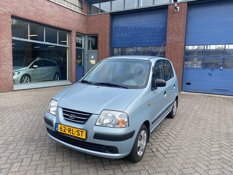 Hyundai Atos 1.1 I Active - Hatchback: picture 2 Hyundai Atos 1.1 I Active - Hatchback: picture 2
