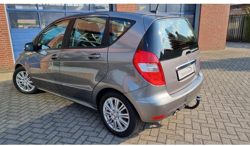 Mercedes-Benz A-Klasse A160 Automaat Elegance.airco.trekhaak. - Hatchback: picture 2 Mercedes-Benz A-Klasse A160 Automaat Elegance.airco.trekhaak. - Hatchback: picture 2