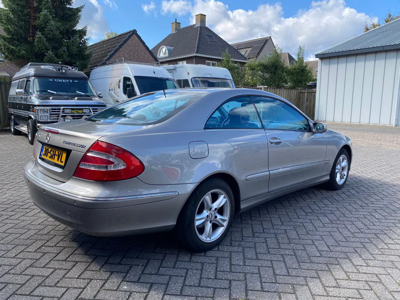 Mercedes-Benz CLK-Klasse C 200 KOMP. Autom. - Car: picture 4 Mercedes-Benz CLK-Klasse C 200 KOMP. Autom. - Car: picture 4