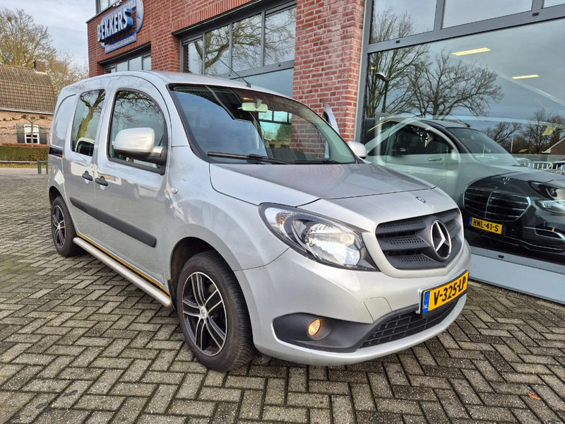 Mercedes-Benz Ctan 109 CDI 3 zitplaatsen - Small van: picture 1 Mercedes-Benz Ctan 109 CDI 3 zitplaatsen - Small van: picture 1