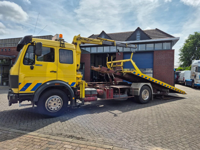 Mercedes-Benz SK 1420 afzetbak.kraan.lier..... Bergingswagen - Tow truck: picture 2 Mercedes-Benz SK 1420 afzetbak.kraan.lier..... Bergingswagen - Tow truck: picture 2