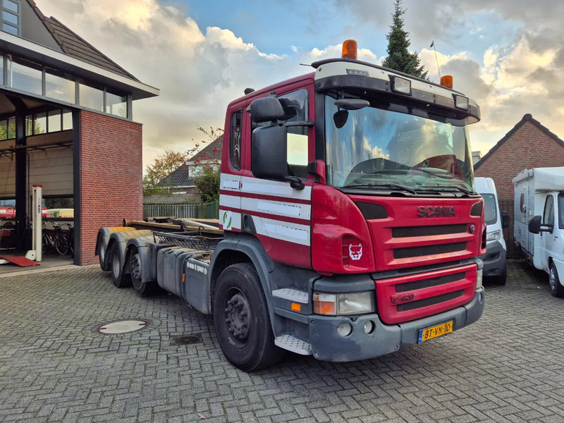 Scania P 420 8x2.... manuel gearbox. - Cable system truck: picture 1 Scania P 420 8x2.... manuel gearbox. - Cable system truck: picture 1