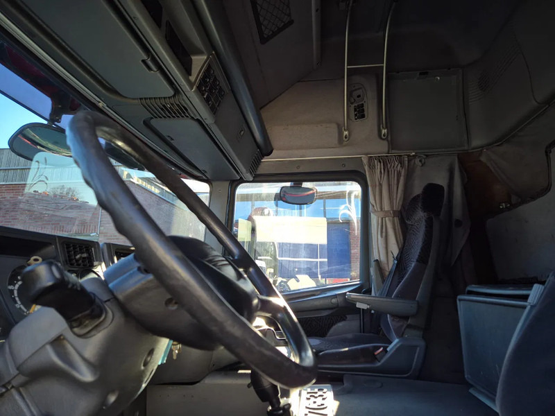 Tractor unit Scania R114-380pk.... manual gearbox .airco: picture 13