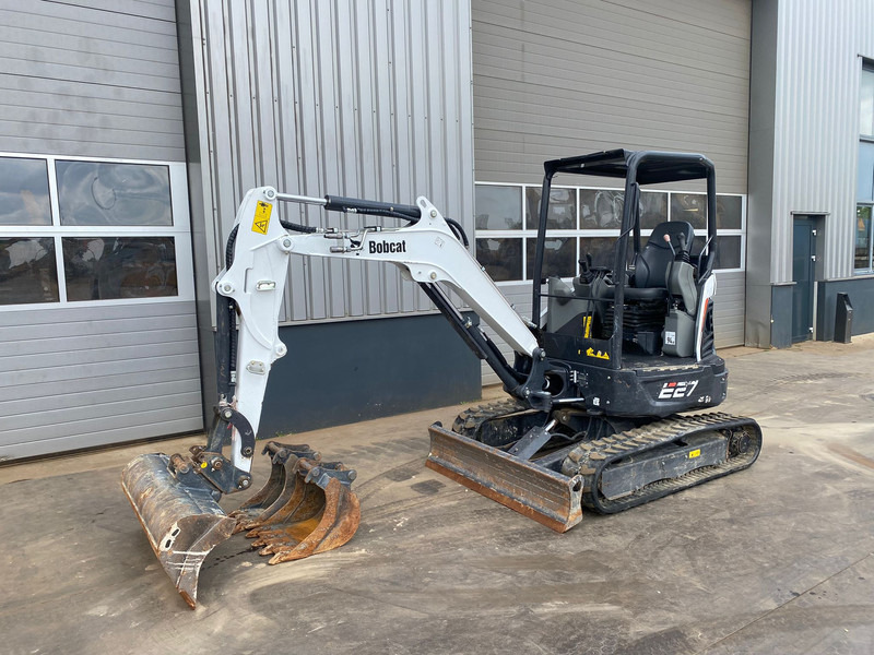 Bobcat E27 - Crawler excavator: picture 2 Bobcat E27 - Crawler excavator: picture 2