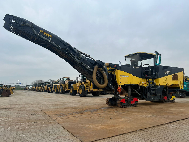 Bomag BM2000/75 Cold Planer - Asphalt machine: picture 4 Bomag BM2000/75 Cold Planer - Asphalt machine: picture 4