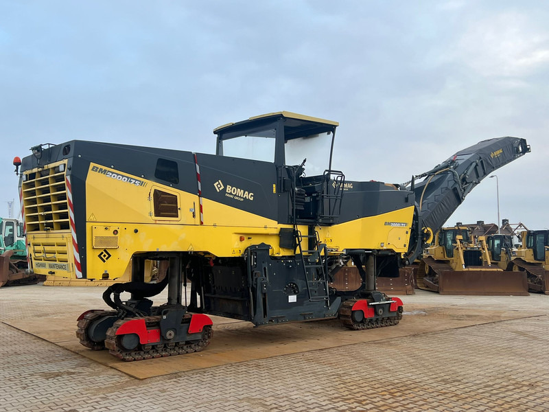 Bomag BM2000/75 Cold Planer - Asphalt machine: picture 1 Bomag BM2000/75 Cold Planer - Asphalt machine: picture 1