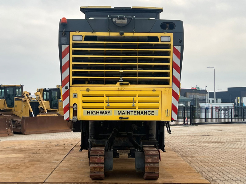 Bomag BM2000/75 Cold Planer - Asphalt machine: picture 5 Bomag BM2000/75 Cold Planer - Asphalt machine: picture 5