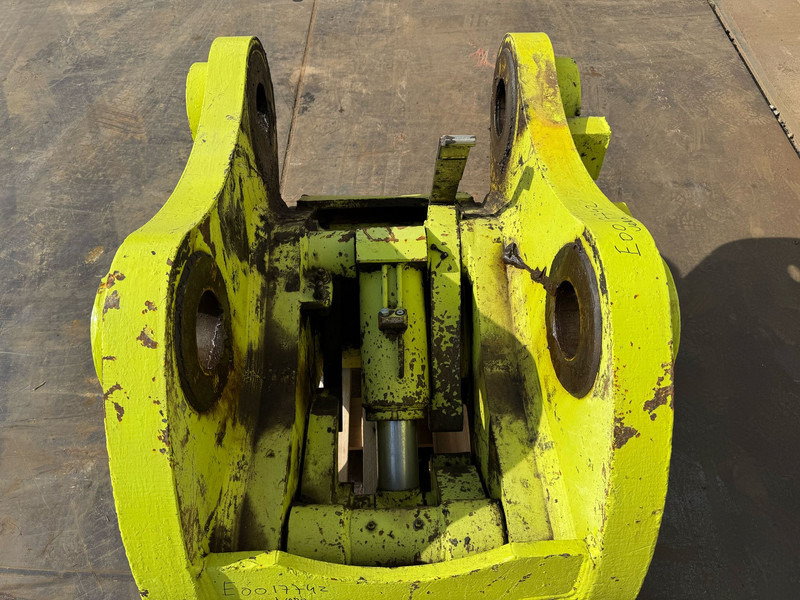 Caterpillar 352F Miller Pin-On Quick Coupler - Quick coupler: picture 4 Caterpillar 352F Miller Pin-On Quick Coupler - Quick coupler: picture 4
