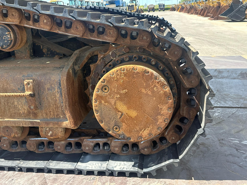 Crawler excavator Caterpillar 352F: picture 14