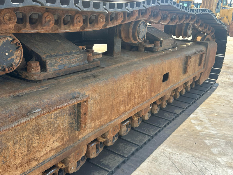 Crawler excavator Caterpillar 352F: picture 16