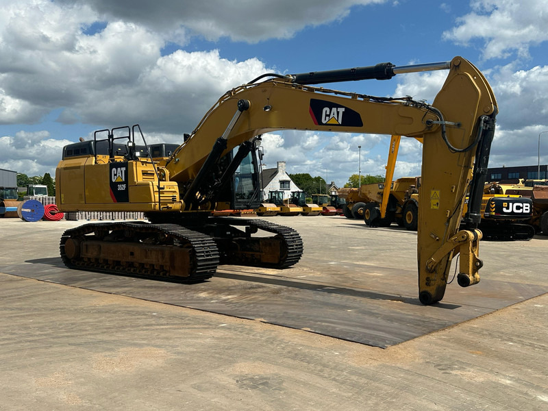 Crawler excavator Caterpillar 352F: picture 9