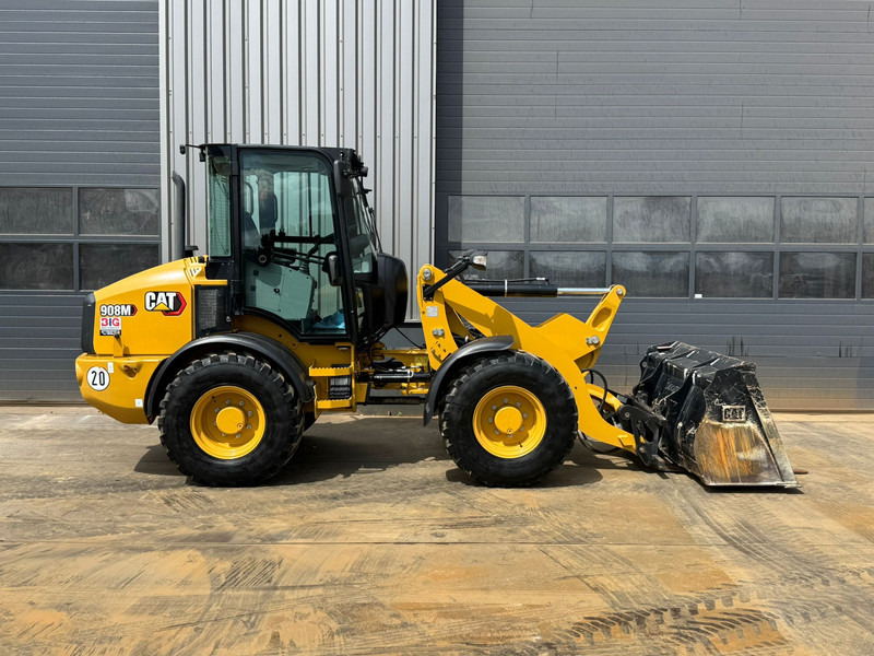 Caterpillar 908M CE + EPA - Wheel loader: picture 5 Caterpillar 908M CE + EPA - Wheel loader: picture 5