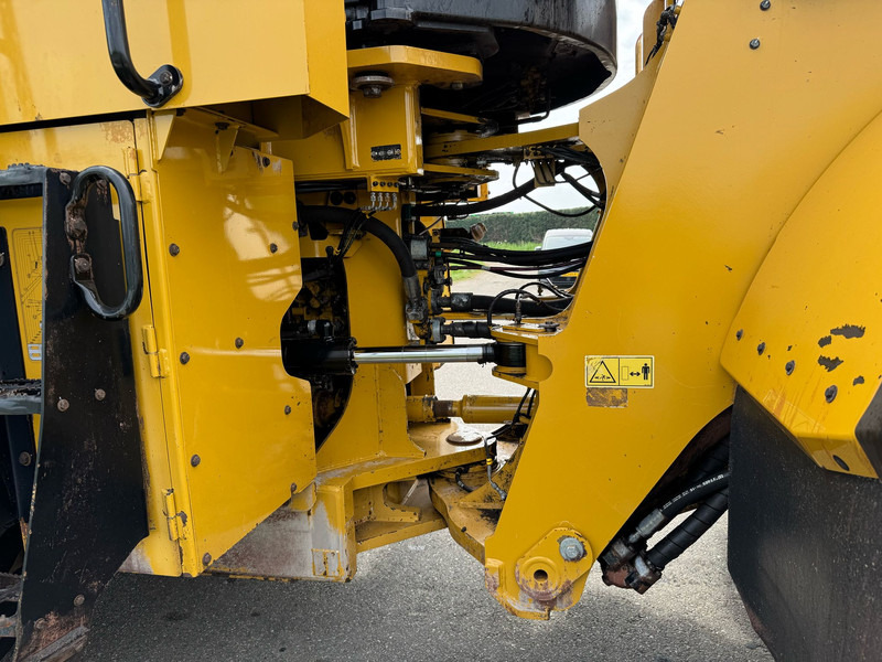 Lease a Caterpillar 980M Caterpillar 980M: picture 14