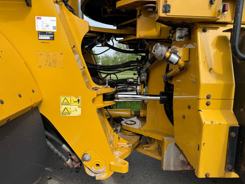 Lease a Caterpillar 980M Caterpillar 980M: picture 16