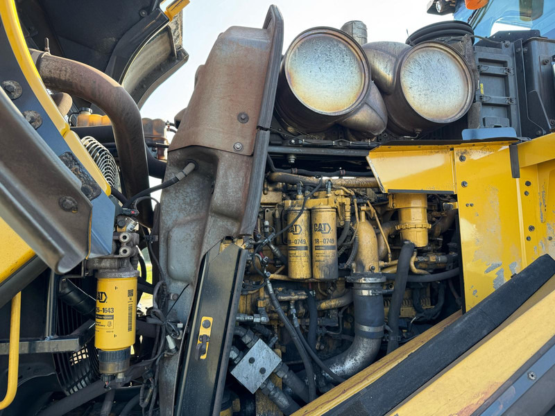 Wheel loader Caterpillar 980M: picture 17