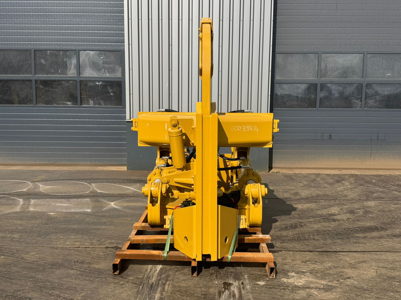 Caterpillar D8T D8R D8N Single Shank Ripper (forged shanks) - Ripper: picture 1 Caterpillar D8T D8R D8N Single Shank Ripper (forged shanks) - Ripper: picture 1