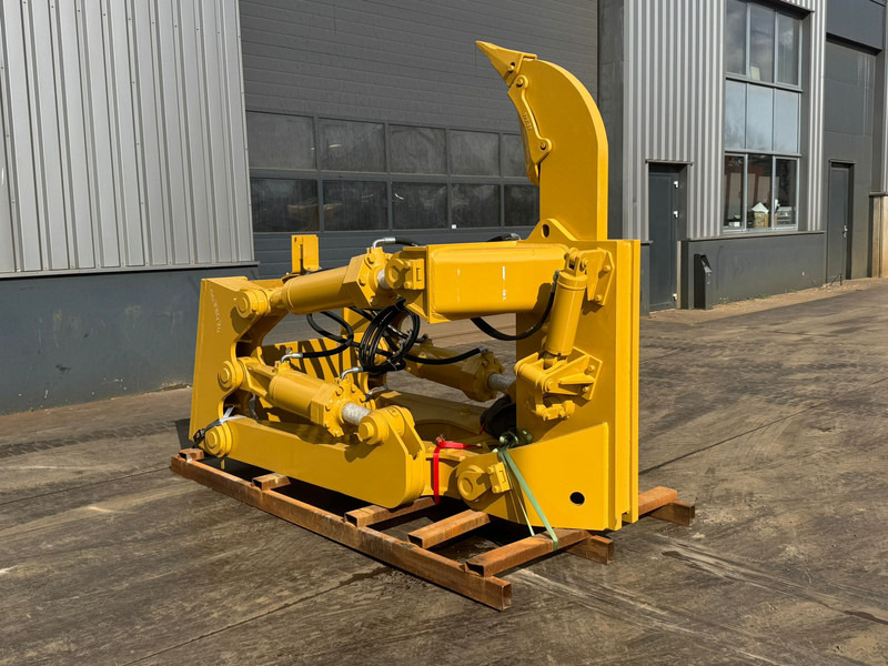 Caterpillar D8T D8R D8N Single Shank Ripper (forged shanks) - Ripper: picture 3 Caterpillar D8T D8R D8N Single Shank Ripper (forged shanks) - Ripper: picture 3