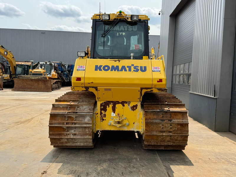 Komatsu D65PXi-18 - Bulldozer: picture 4 Komatsu D65PXi-18 - Bulldozer: picture 4