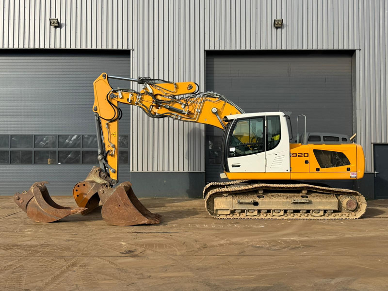 Crawler excavator Liebherr R920LC: picture 8