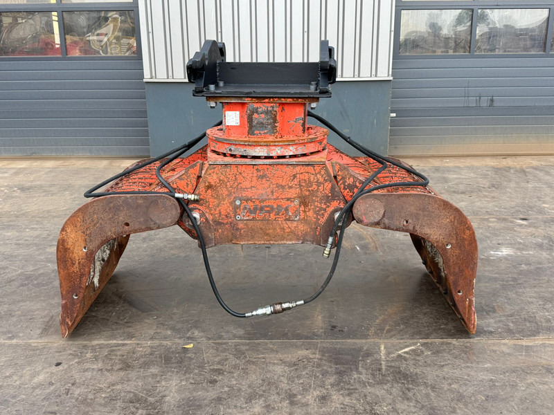 NPK D-2000 - Grapple: picture 1 NPK D-2000 - Grapple: picture 1