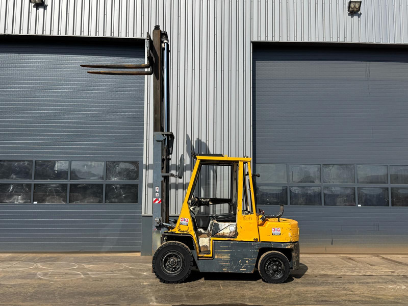Nissan WGF03A45U - Forklift: picture 4 Nissan WGF03A45U - Forklift: picture 4