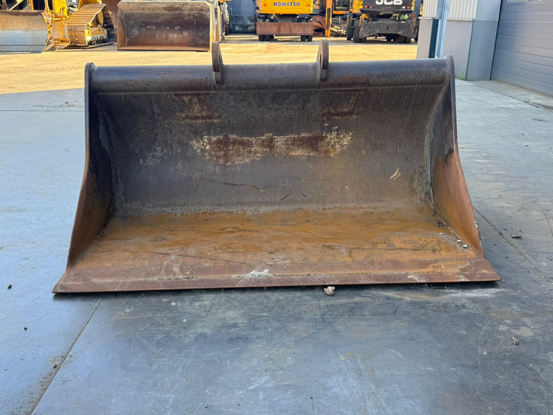 Slotenbak 220cm breed - Bucket: picture 2 Slotenbak 220cm breed - Bucket: picture 2