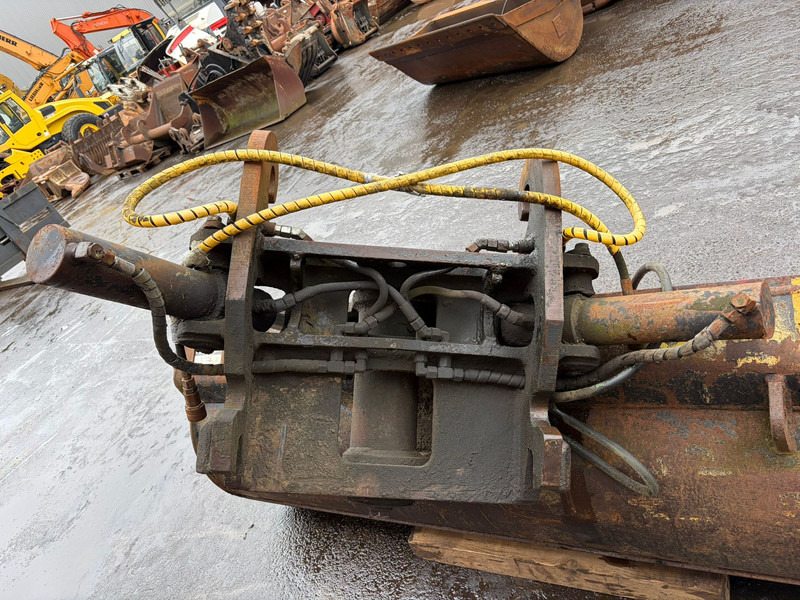 Verachtert tilting bucket CW-40 bucket width: 2400mm - Bucket: picture 5 Verachtert tilting bucket CW-40 bucket width: 2400mm - Bucket: picture 5