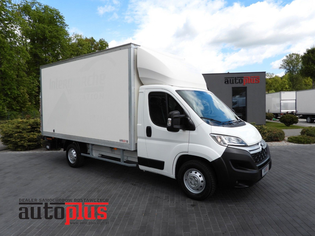 Citroën JUMPER KOFFER AUFZUG 8 PALETTEN TEMPOMAT NAVI Citroën JUMPER KOFFER AUFZUG 8 PALETTEN TEMPOMAT NAVI - Box van: picture 1 Citroën JUMPER KOFFER AUFZUG 8 PALETTEN TEMPOMAT NAVI Citroën JUMPER KOFFER AUFZUG 8 PALETTEN TEMPOMAT NAVI - Box van: picture 1