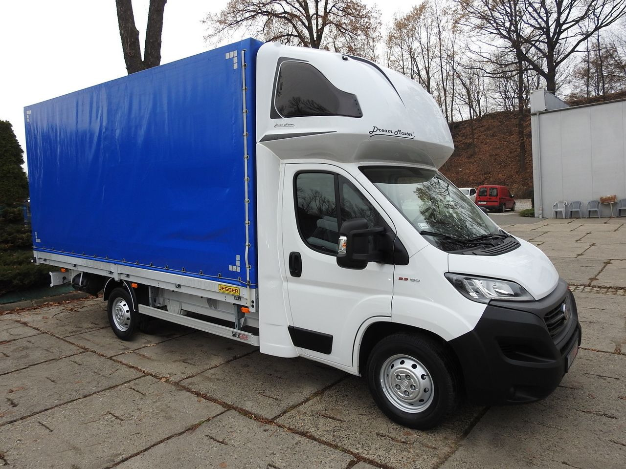 FIAT DUCATO  TARPAULIN 10 PALLETS WEBASTO CRUISE CONTROL NAVIGATION AIR CONDITIONING  180HP - Curtain side van: picture 4 FIAT DUCATO  TARPAULIN 10 PALLETS WEBASTO CRUISE CONTROL NAVIGATION AIR CONDITIONING  180HP - Curtain side van: picture 4