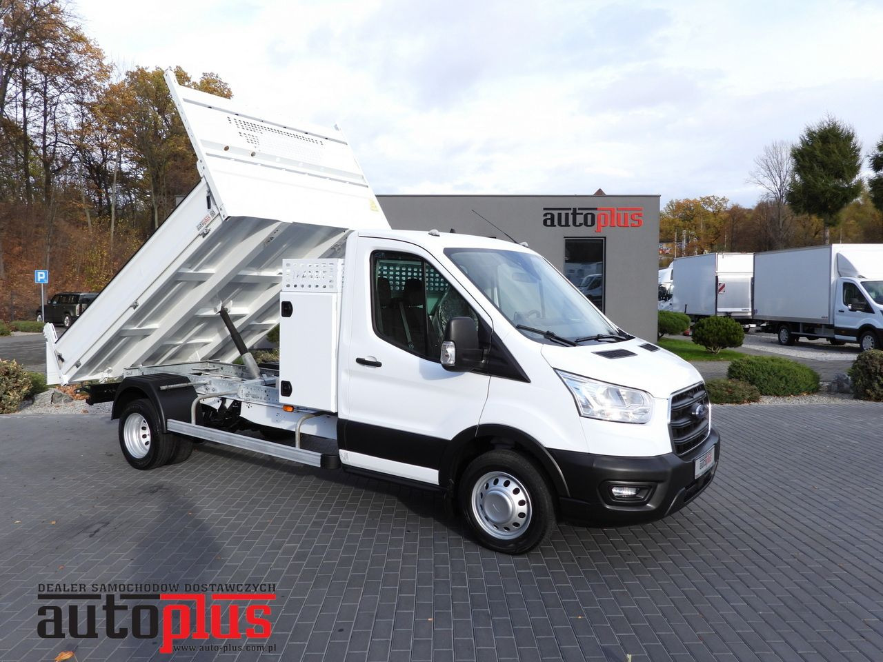 FORD TRANSIT TIPPER CRUISE CONTROL LED LIGHTS TWIN WHEELS AIR CONDITIONING 130HP - Tipper van: picture 1 FORD TRANSIT TIPPER CRUISE CONTROL LED LIGHTS TWIN WHEELS AIR CONDITIONING 130HP - Tipper van: picture 1