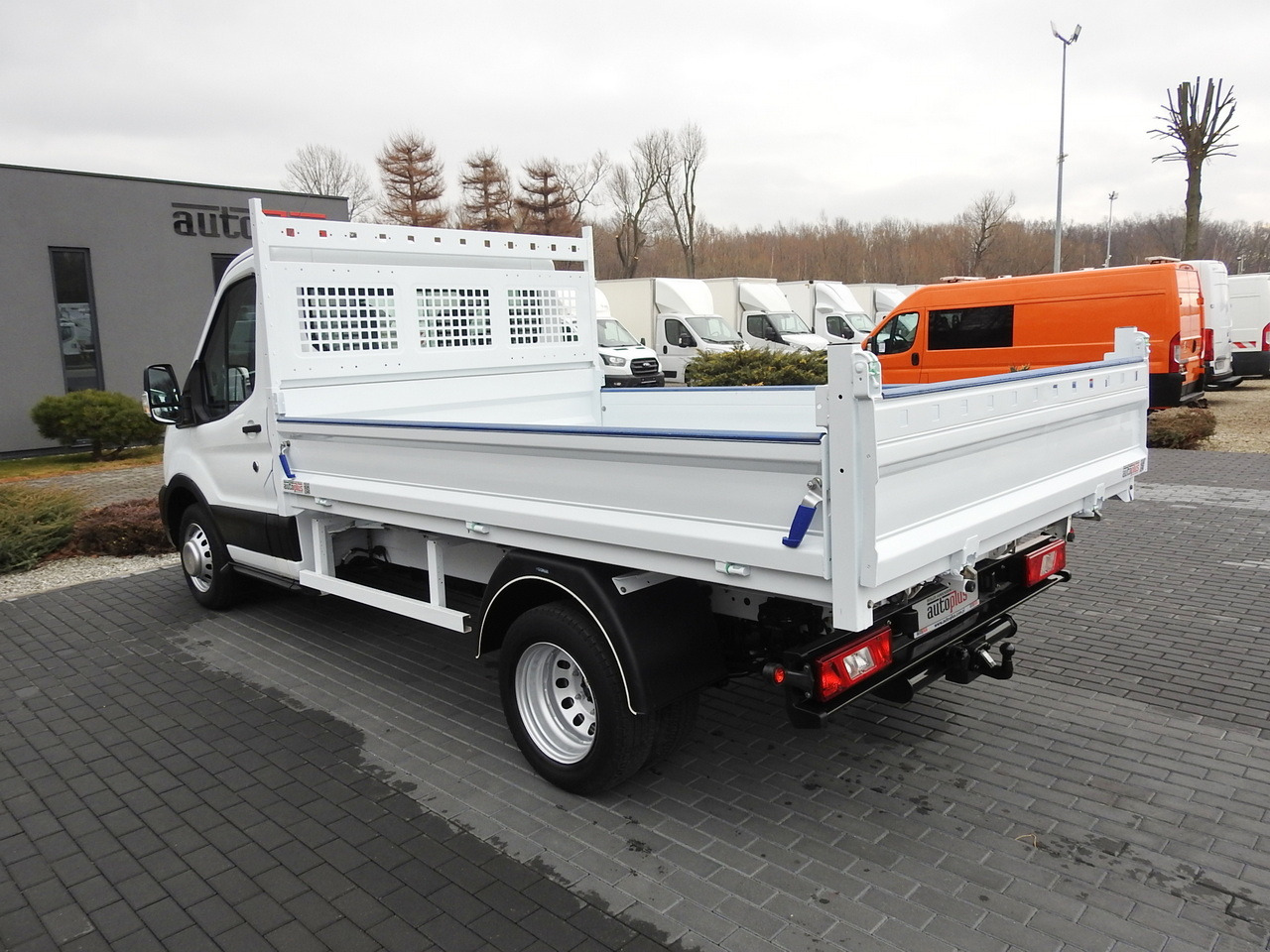 Tipper van FORD TRANSIT TIPPER LED LIGHTS TWIN WHEELS AIR CONDITIONING  130HP: picture 9