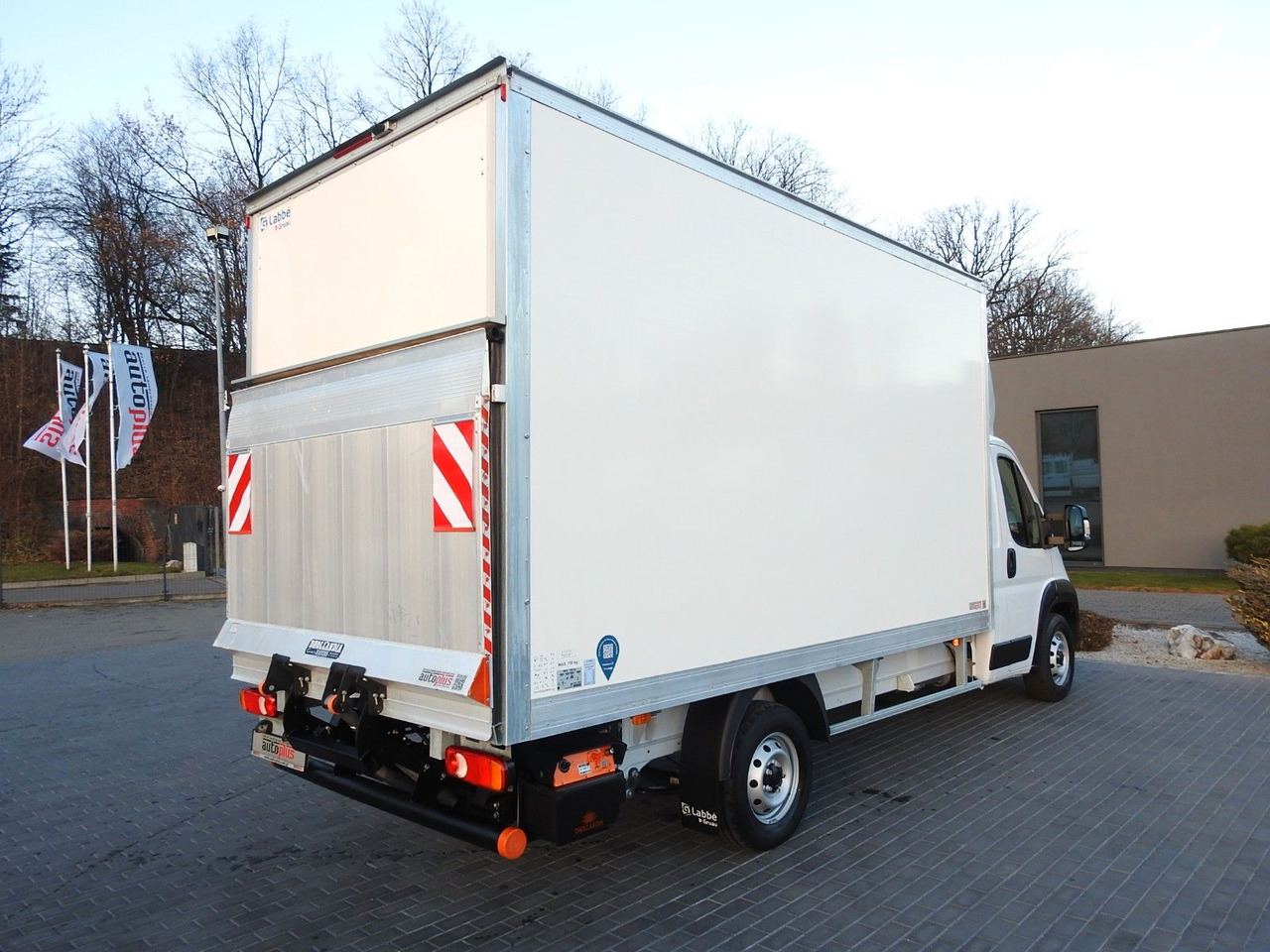 Lease a  Fiat DUCATO KOFFER AUFZUG 8 PALETTEN TEMPOMAT Fiat DUCATO KOFFER AUFZUG 8 PALETTEN TEMPOMAT: picture 13