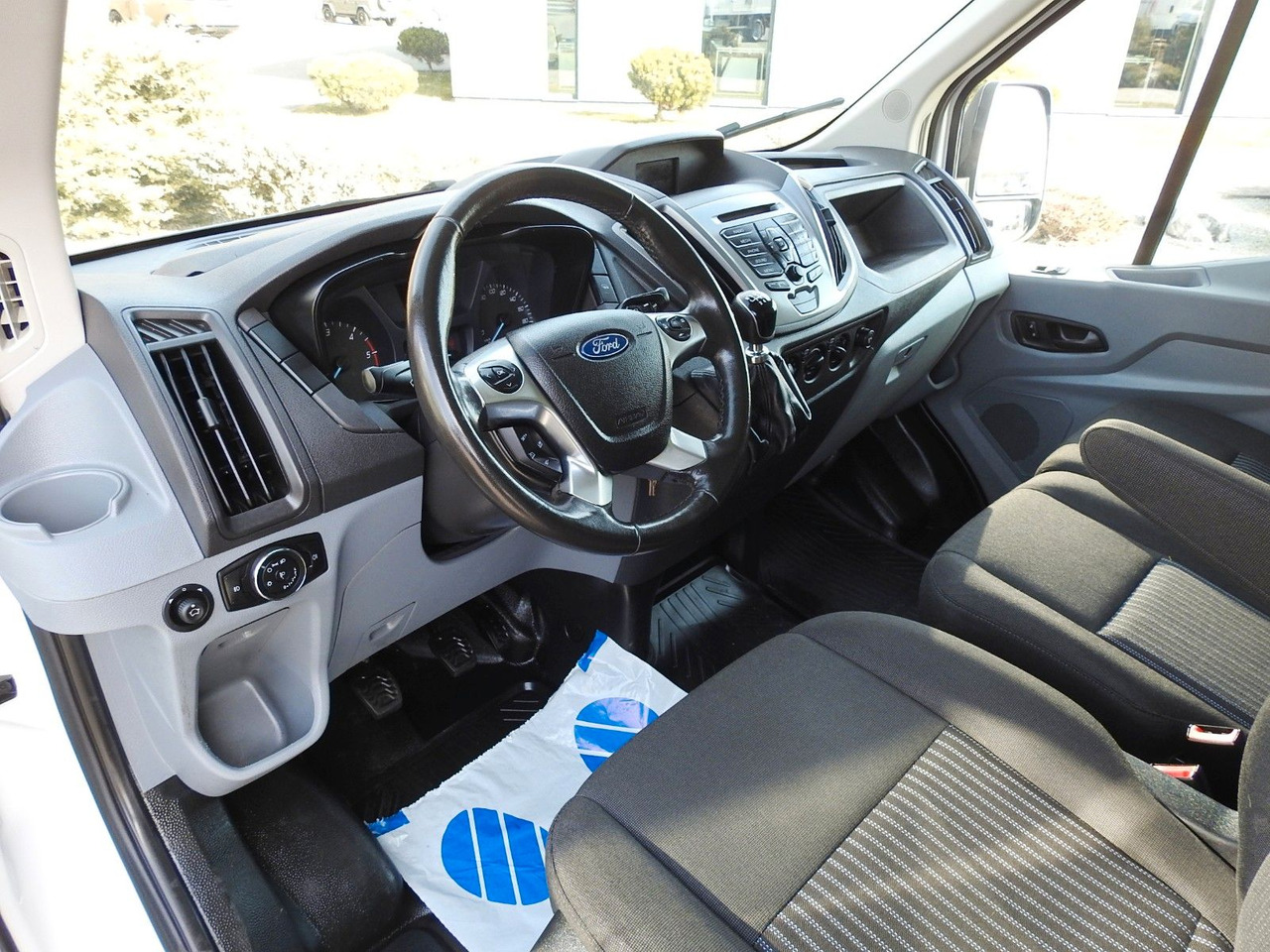 Ford TRANSIT KOFFER AUFZUG 8 PALETTEN TEMPOMAT LED - Box van: picture 2 Ford TRANSIT KOFFER AUFZUG 8 PALETTEN TEMPOMAT LED - Box van: picture 2