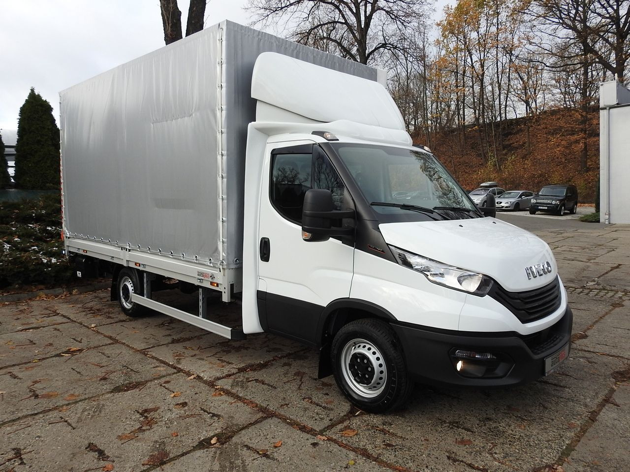 IVECO DAILY 35S16 NEW TARPAULIN LIFT 8 PALLETS CRUISE CONTROL AIR CONDITIONING 160HP - Curtain side van: picture 4 IVECO DAILY 35S16 NEW TARPAULIN LIFT 8 PALLETS CRUISE CONTROL AIR CONDITIONING 160HP - Curtain side van: picture 4