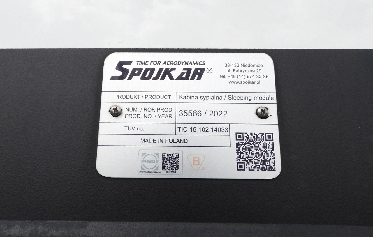 Lease a IVECO DAILY 35S18 TARPAULIN LIFT 8 PALLETS WEBASTO CRUISE CONTROL AIR CONDITIONING 180HP IVECO DAILY 35S18 TARPAULIN LIFT 8 PALLETS WEBASTO CRUISE CONTROL AIR CONDITIONING 180HP: picture 24 Lease a IVECO DAILY 35S18 TARPAULIN LIFT 8 PALLETS WEBASTO CRUISE CONTROL AIR CONDITIONING 180HP IVECO DAILY 35S18 TARPAULIN LIFT 8 PALLETS WEBASTO CRUISE CONTROL AIR CONDITIONING 180HP: picture 24