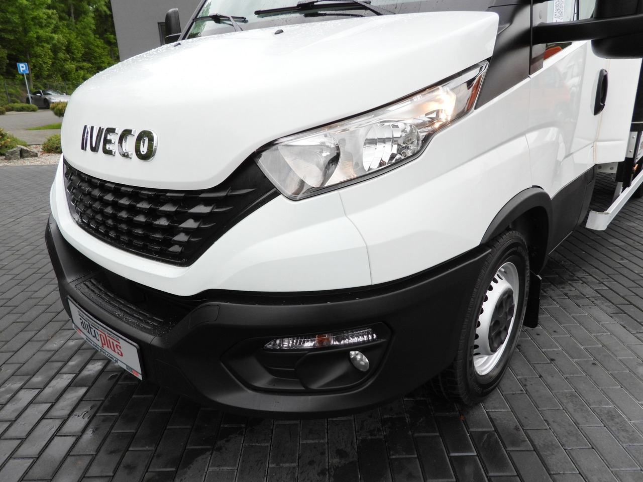 Curtain side van Iveco DAILY  35S18 PRITSCHE PLANE 10 PALETTEN WEBASTO: picture 19