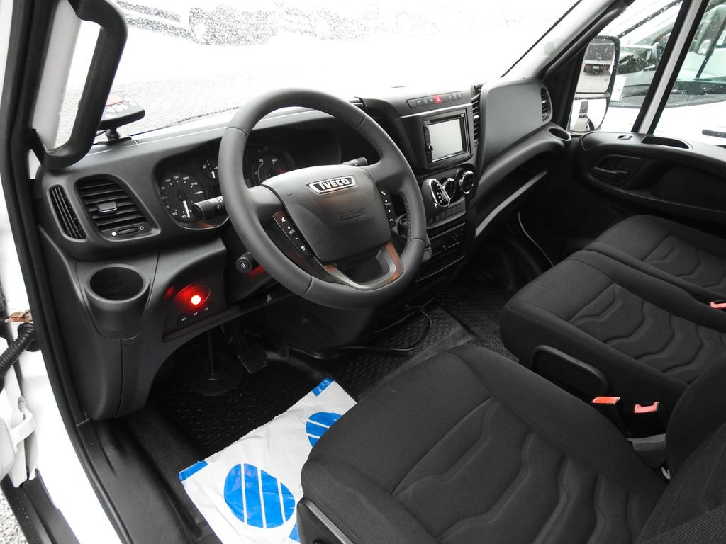 Iveco DAILY 70C17 KÜHLKOFFER 0*C AUFZUG 9 PALETTEN - Refrigerated van: picture 2 Iveco DAILY 70C17 KÜHLKOFFER 0*C AUFZUG 9 PALETTEN - Refrigerated van: picture 2