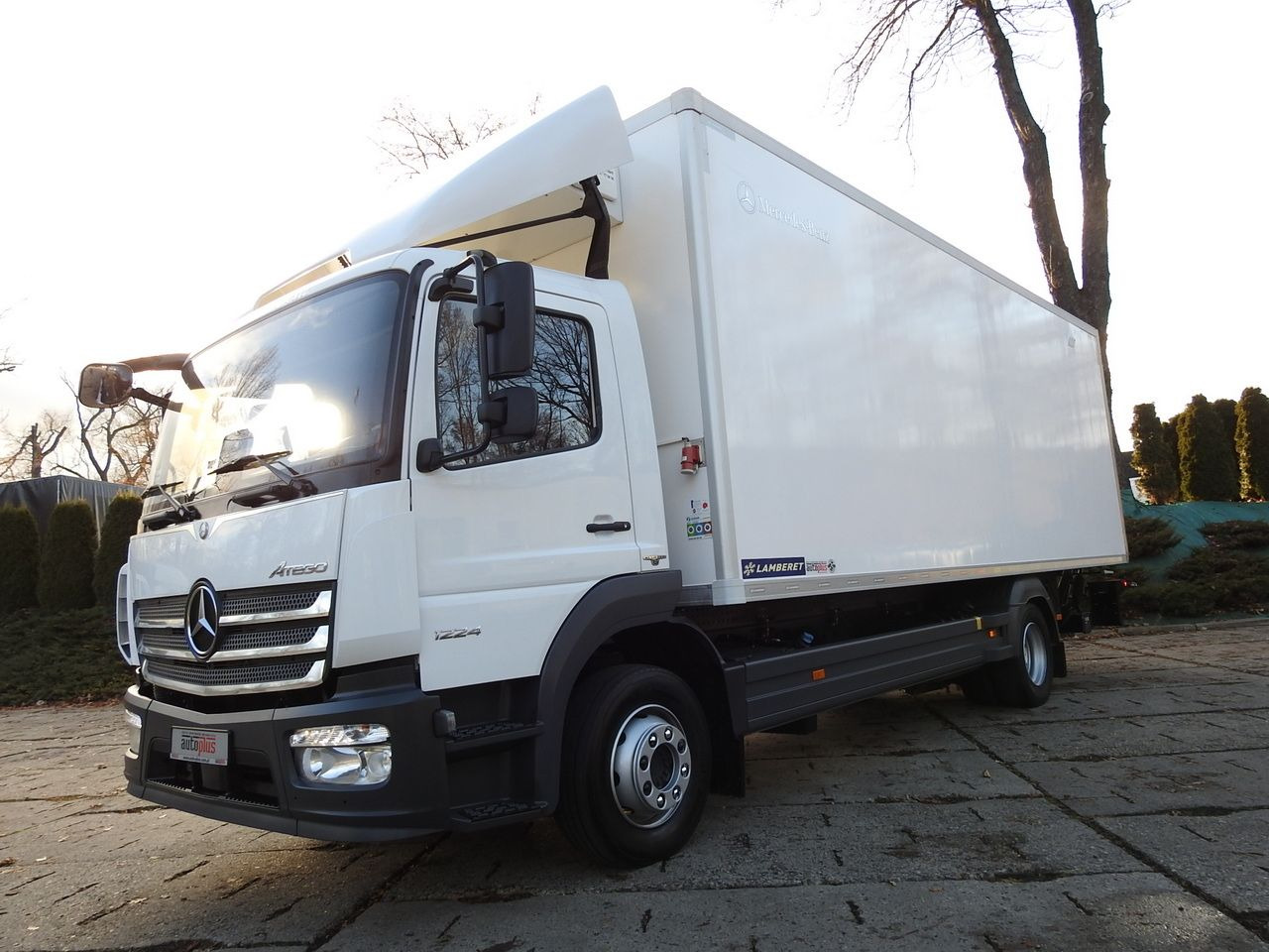 Refrigerator truck MERCEDES ATEGO 12.24 REGRIGERATOR BOX -10*C LIFT 16 PALLETS HEATING FUNCTION WEBASTO CRUISE CONTROL PNEUMATICS AIR CONDITIONING  240HP: picture 29