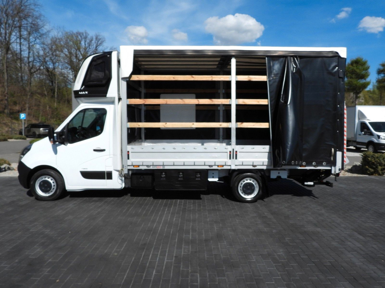 Lease a  Opel MOVANO  PRITSCHE PLANE AUFZUG 9 PALETTEN WEBASTO Opel MOVANO  PRITSCHE PLANE AUFZUG 9 PALETTEN WEBASTO: picture 8