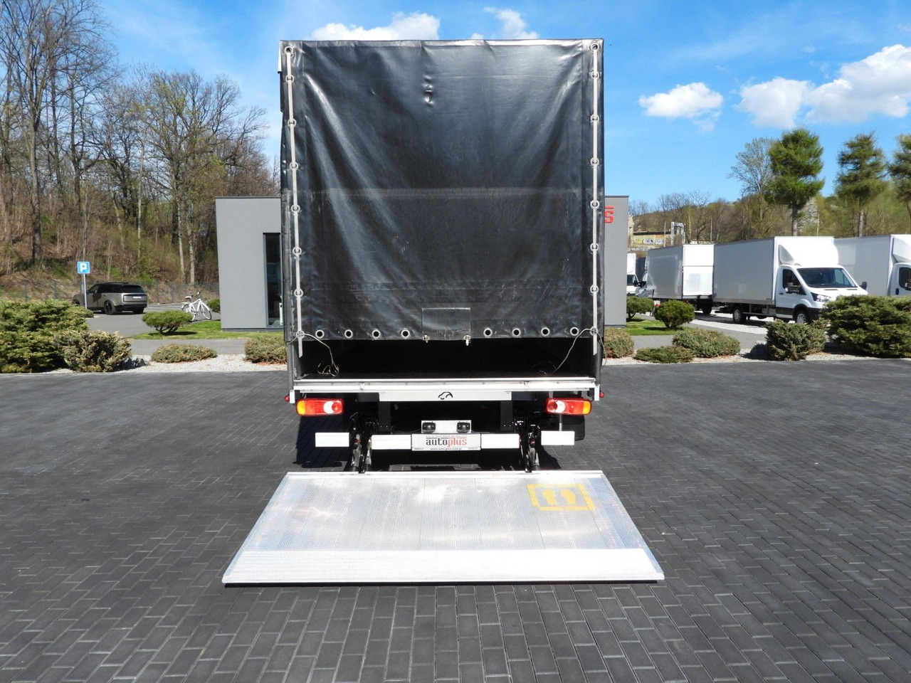 Lease a  Opel MOVANO  PRITSCHE PLANE AUFZUG 9 PALETTEN WEBASTO Opel MOVANO  PRITSCHE PLANE AUFZUG 9 PALETTEN WEBASTO: picture 12