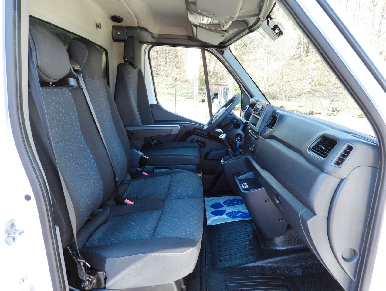 Lease a  Opel MOVANO  PRITSCHE PLANE AUFZUG 9 PALETTEN WEBASTO Opel MOVANO  PRITSCHE PLANE AUFZUG 9 PALETTEN WEBASTO: picture 26