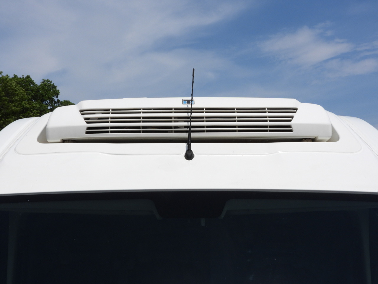 Lease a PEUGEOT BOXER REFRIGERATOR VAN -10*C CRUISE CONTROL AIR CONDITIONING 130HP PEUGEOT BOXER REFRIGERATOR VAN -10*C CRUISE CONTROL AIR CONDITIONING 130HP: picture 16 Lease a PEUGEOT BOXER REFRIGERATOR VAN -10*C CRUISE CONTROL AIR CONDITIONING 130HP PEUGEOT BOXER REFRIGERATOR VAN -10*C CRUISE CONTROL AIR CONDITIONING 130HP: picture 16