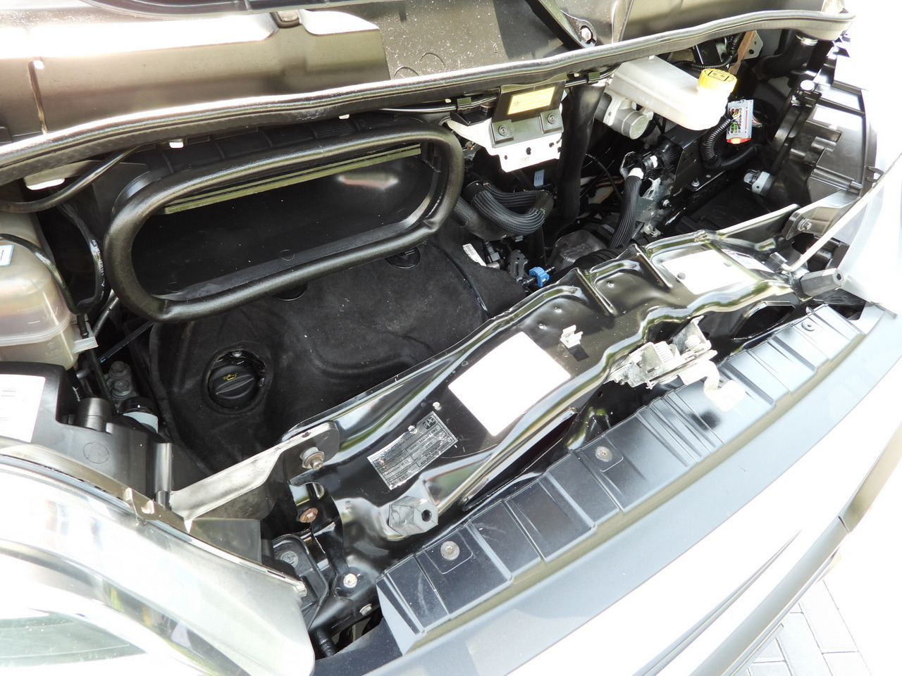 Lease a PEUGEOT BOXER REFRIGERATOR VAN -10*C CRUISE CONTROL AIR CONDITIONING 130HP PEUGEOT BOXER REFRIGERATOR VAN -10*C CRUISE CONTROL AIR CONDITIONING 130HP: picture 24 Lease a PEUGEOT BOXER REFRIGERATOR VAN -10*C CRUISE CONTROL AIR CONDITIONING 130HP PEUGEOT BOXER REFRIGERATOR VAN -10*C CRUISE CONTROL AIR CONDITIONING 130HP: picture 24